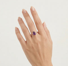 Bague en or rose avec améthyste et diamants