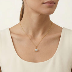  Kroucený solitérní zlatý přívěsek