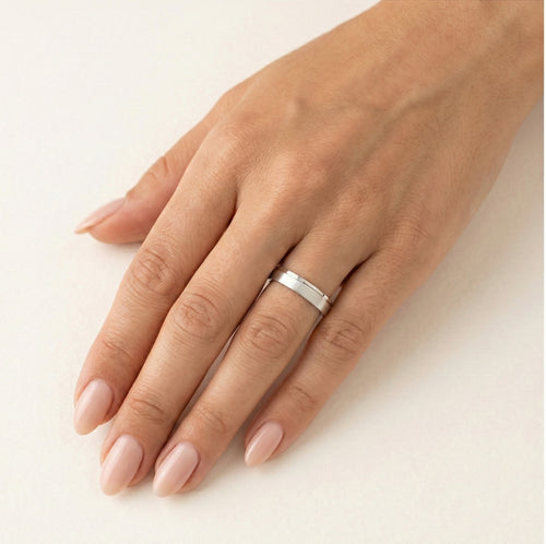 Bague de mariage avec finitions mate et haute brillance