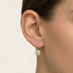 Aretes de oro con circonia cúbica corte cojín