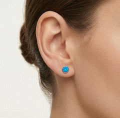 Pendientes de botón con ópalo azul