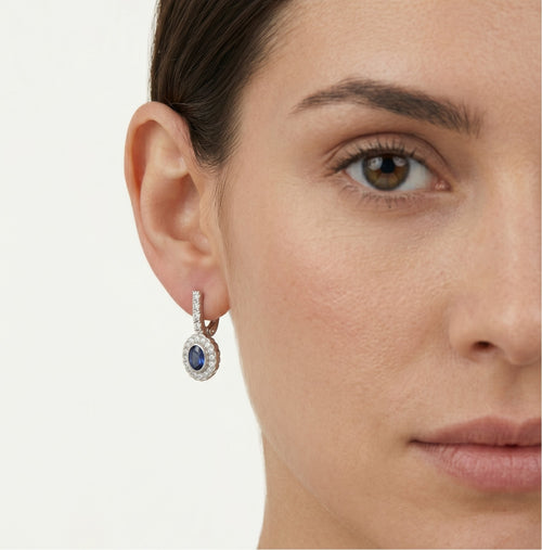 Oválné náušnice se safírem a diamantem