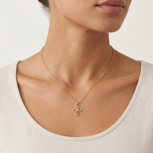 Cruz con circonitas cúbicas