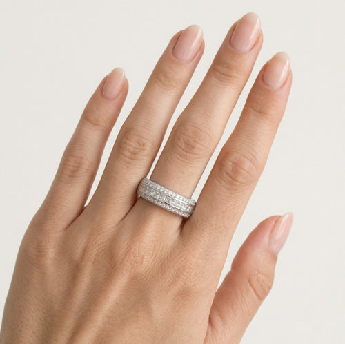 Anillo de plata de ley con diseño de tres filas