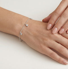 Pulsera de plata con estrella y circonita