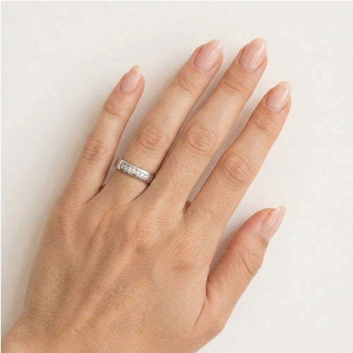 Vysoce leštěné snubní prsteny z bílého zlata