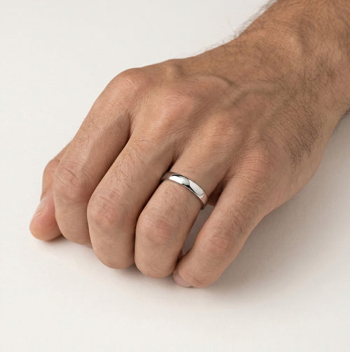 Tenké jednoduché snubní prsteny z bílého zlata