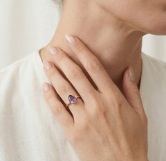 Bague en or rose avec améthyste et diamants