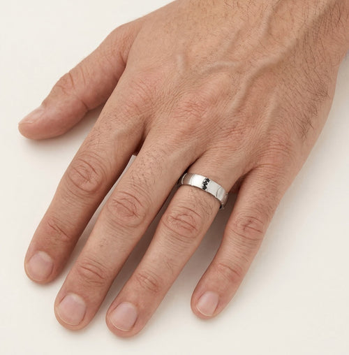 Bague de mariage élégante en or blanc avec pierres