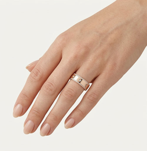 Alliance large élégante en or rose avec pierres optionnelles