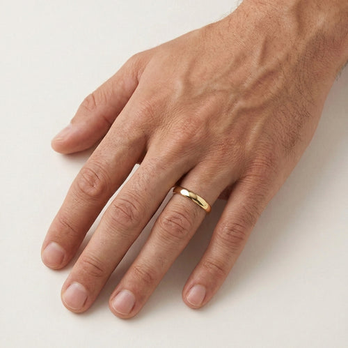 Elegantní hladký snubní prsten ze žlutého zlata