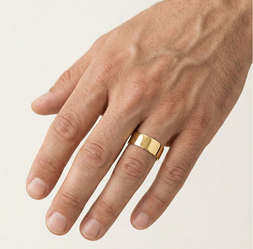 Silný klasický prsten ze žlutého zlata