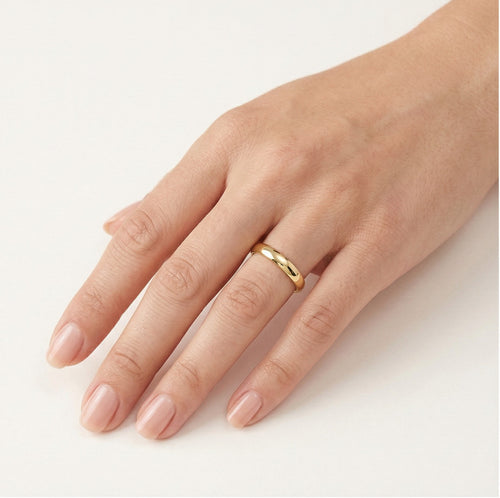 Klasický široký snubní prsten ze žlutého zlata