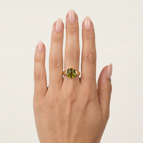 Unisex cushion cut moldavite band