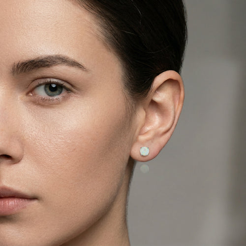 Stříbrné náušnice bílý opal