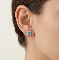 Puces en argent avec tourmaline