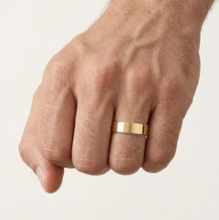 Klasický masivní snubní prsten ze žlutého zlata
