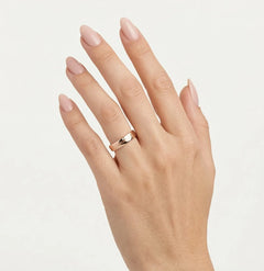 Anillo de boda de oro rosa cuadrado