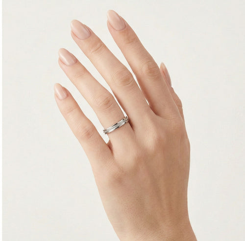 Snubní prsteny z bílého zlata se složitým designem