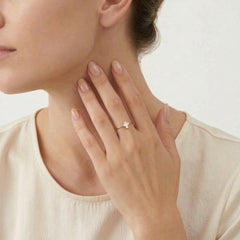 Cross mother of pearl yellow gold