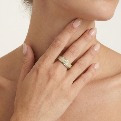  Třířadý zlatý prsten s kubickými zirkony