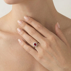 Bague majestueuse en diamant et rubis 18 carats