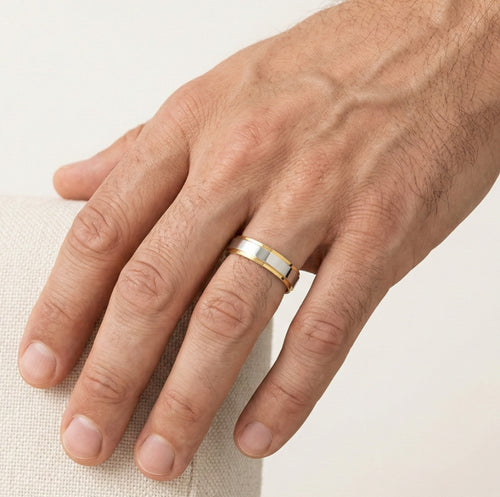 Zweifarbiger Gold-Ehering mit Diamant