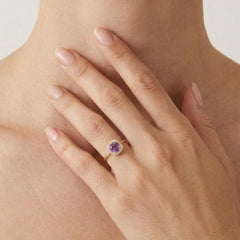 Cushion ametyst zlatý prsten