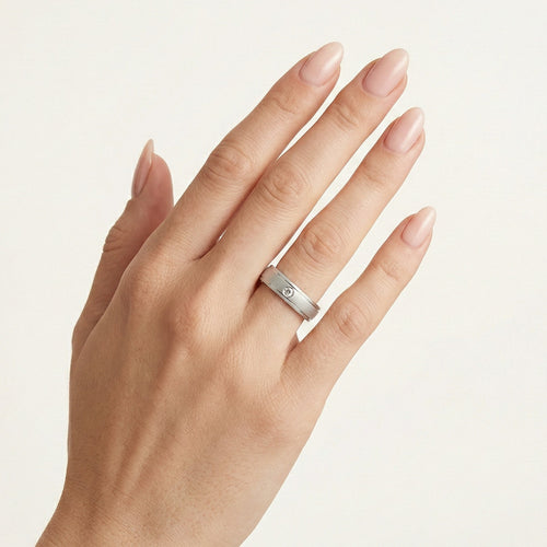 Design de bague de mariage en or blanc