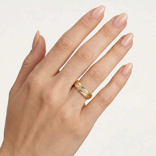 Design de bague de mariage en or jaune