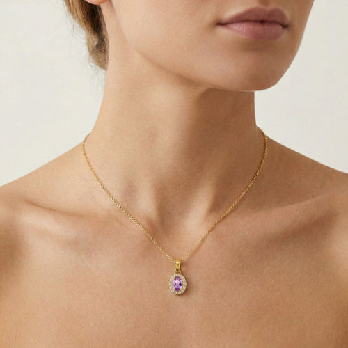 Colgante de oro con amatista ovalada