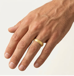 Alliance de mariage en or jaune mat Éternité