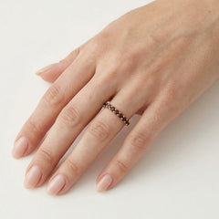 Bague en or jaune avec grenats