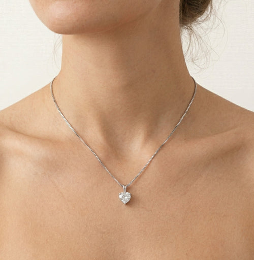 Corazón de zirconia cúbica