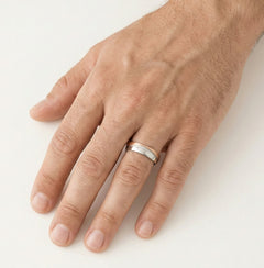 Einzigartiger Trauring aus Weiß- und Roségold