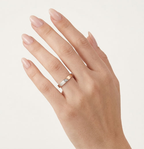 Bague de mariage moitié or rose, moitié or blanc