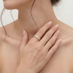 Bague en or à deux rangées de zircon cubique