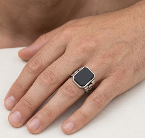 Emerald onyx polished men ring