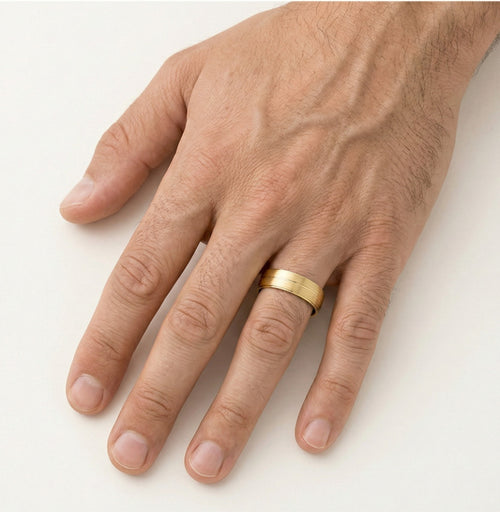 Bague de mariage en or à finition mate