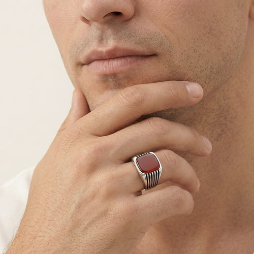 Pánský prsten ze stříbra s achátem, polštářový brus