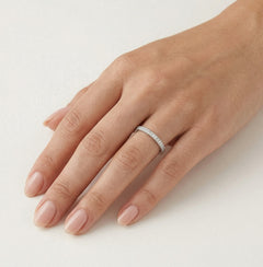 Bright cubic zirconia silver ring