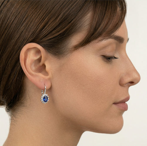 Saphir- und Diamant-Ohrstecker