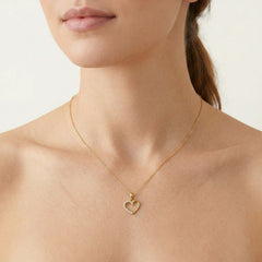 Přívěsek srdce se zirkony na jedné straně