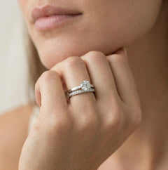 Dámský dvojitý stříbrný prsten