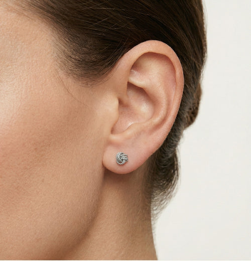  Stříbrné vintage kroucené kuličkové náušnice