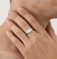 Rafinovaný stříbrný klasický prsten