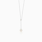 Silver necklace with beautiful pearl