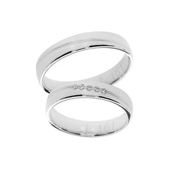 Bague en or blanc avec finition scintillante