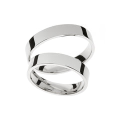 Klassischer Ehering aus Weißgold