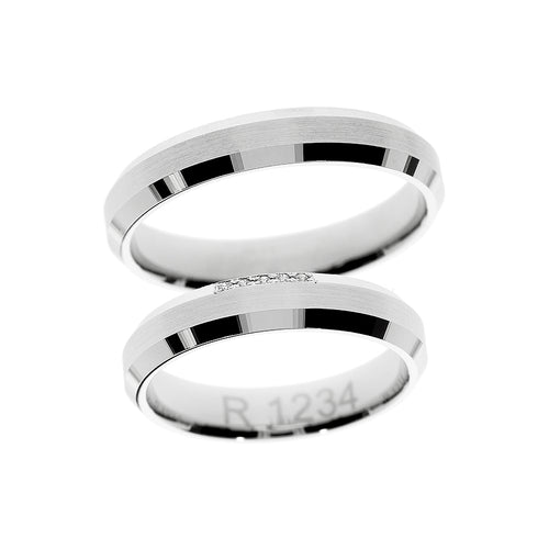 Alliance en or blanc avec pierres sur les bords